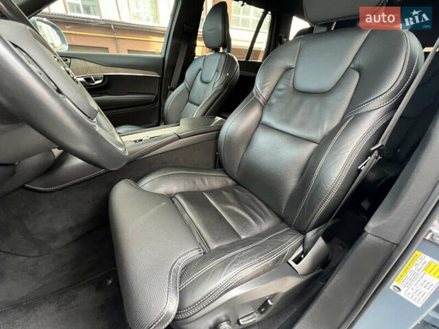 Серый Вольво ХС90, объемом двигателя 2 л и пробегом 143 тыс. км за 40400 $, фото 48 на Automoto.ua