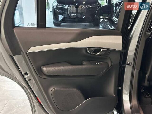 Вольво ХС90 2019 в Львове на Automoto.ua Серый Вольво ХС90, объемом двигателя 1.97 л и пробегом 117 тыс. км за 36900 $, фото 28 на Automoto.ua