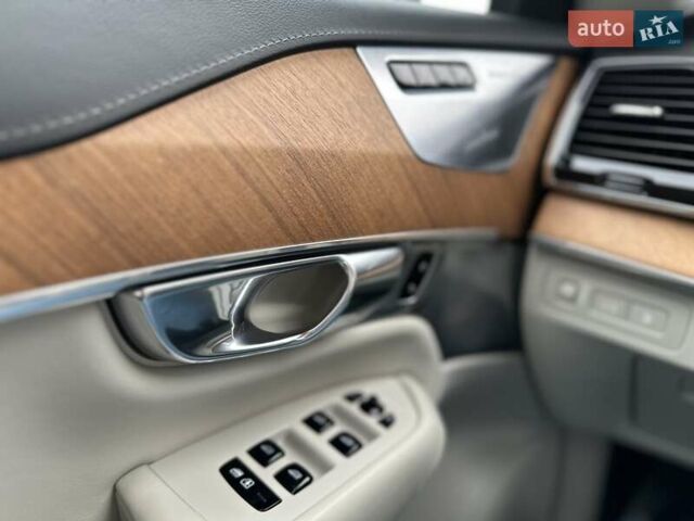 Вольво ХС90 2019 в Львове на Automoto.ua Серый Вольво ХС90, объемом двигателя 2 л и пробегом 146 тыс. км за 48486 $, фото 54 на Automoto.ua