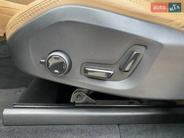Сірий Вольво ХС90, об'ємом двигуна 1.97 л та пробігом 186 тис. км за 37500 $, фото 26 на Automoto.ua