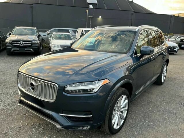 Серый Вольво ХС90, объемом двигателя 2 л и пробегом 35 тыс. км за 14800 $, фото 2 на Automoto.ua