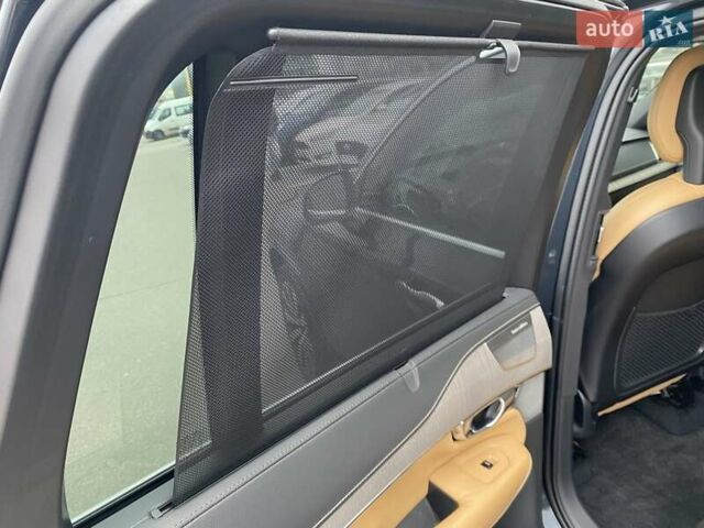 Сірий Вольво ХС90, об'ємом двигуна 1.97 л та пробігом 186 тис. км за 37500 $, фото 13 на Automoto.ua