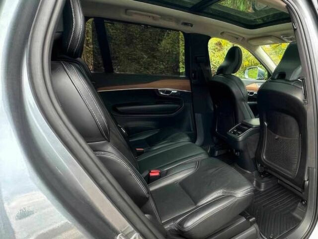 Сірий Вольво ХС90, об'ємом двигуна 2 л та пробігом 41 тис. км за 7500 $, фото 12 на Automoto.ua