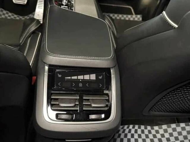 Серый Вольво ХС90, объемом двигателя 2 л и пробегом 98 тыс. км за 32750 $, фото 7 на Automoto.ua