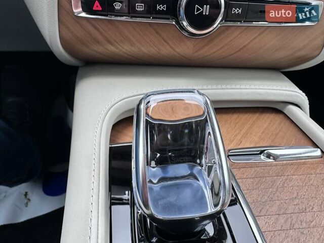 Вольво ХС90 2019 в Львове на Automoto.ua Серый Вольво ХС90, объемом двигателя 2 л и пробегом 146 тыс. км за 48486 $, фото 39 на Automoto.ua