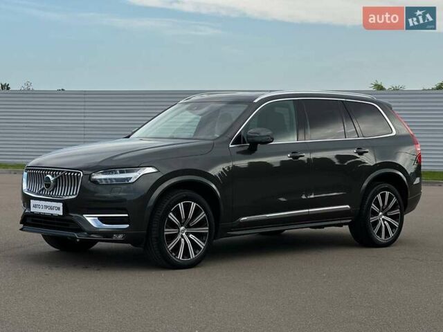 Вольво ХС90 2019 в Киеве на Automoto.ua Серый Вольво ХС90, объемом двигателя 1.97 л и пробегом 55 тыс. км за 50802 $, фото 1 на Automoto.ua