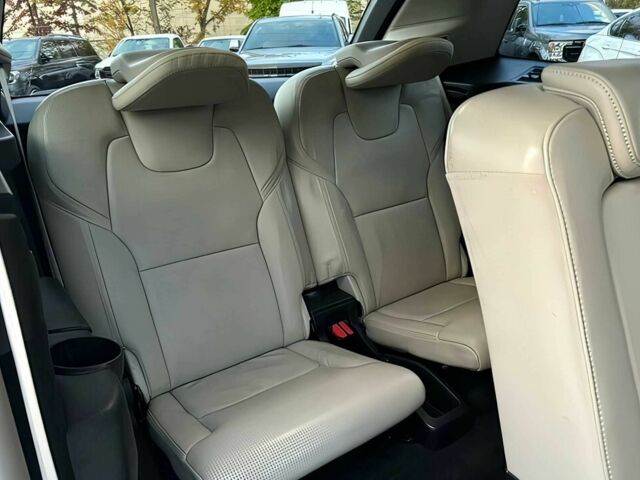 Вольво ХС90 2019 в Черкассах на Automoto.ua Серый Вольво ХС90, объемом двигателя 2 л и пробегом 35 тыс. км за 21000 $, фото 10 на Automoto.ua