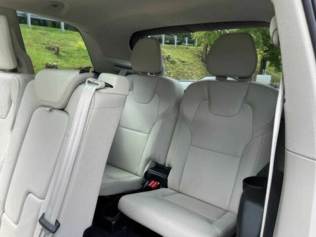 Вольво ХС90 2019 у Житомирі на Automoto.ua Сірий Вольво ХС90, об'ємом двигуна 2 л та пробігом 35 тис. км за 7900 $, фото 13 на Automoto.ua