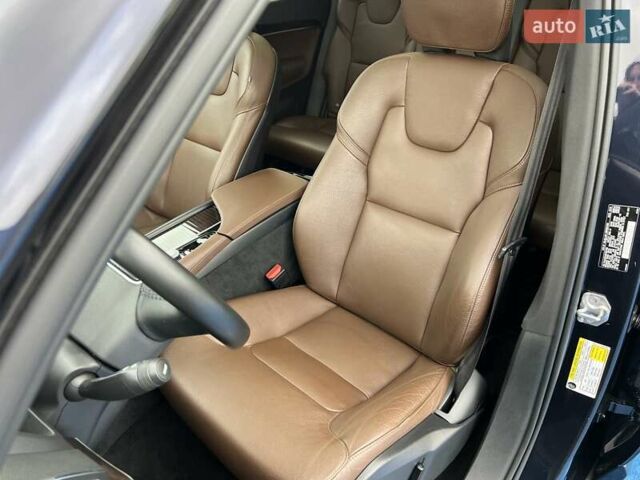 Серый Вольво ХС90, объемом двигателя 1.97 л и пробегом 99 тыс. км за 32999 $, фото 31 на Automoto.ua