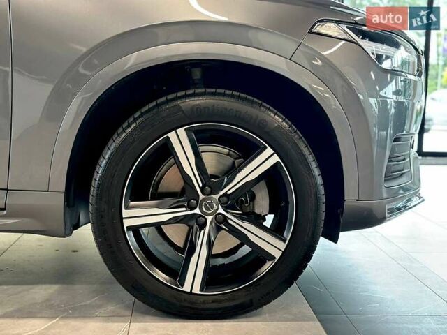 Вольво ХС90 2019 в Львове на Automoto.ua Серый Вольво ХС90, объемом двигателя 1.97 л и пробегом 117 тыс. км за 36900 $, фото 4 на Automoto.ua