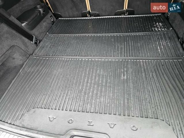 Серый Вольво ХС90, объемом двигателя 1.97 л и пробегом 100 тыс. км за 37500 $, фото 35 на Automoto.ua