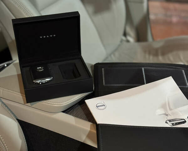 Серый Вольво ХС90, объемом двигателя 2 л и пробегом 93 тыс. км за 49999 $, фото 14 на Automoto.ua