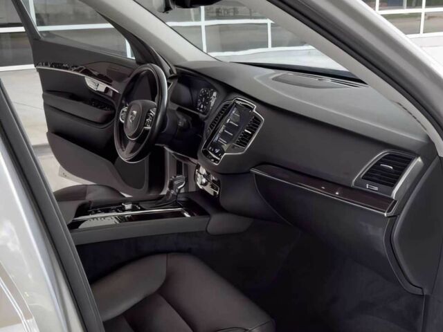 Сірий Вольво ХС90, об'ємом двигуна 2 л та пробігом 43 тис. км за 19500 $, фото 9 на Automoto.ua