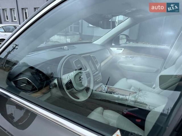 Вольво ХС90 2019 в Львове на Automoto.ua Серый Вольво ХС90, объемом двигателя 2 л и пробегом 146 тыс. км за 48486 $, фото 35 на Automoto.ua