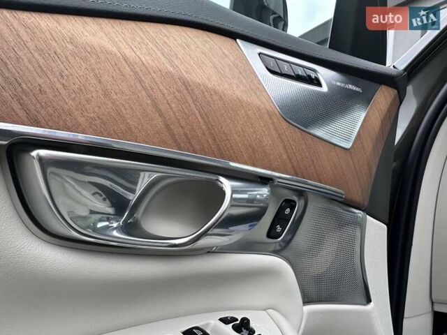 Вольво ХС90 2019 в Львове на Automoto.ua Серый Вольво ХС90, объемом двигателя 2 л и пробегом 146 тыс. км за 48486 $, фото 58 на Automoto.ua
