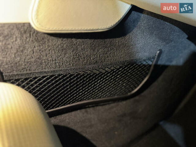 Серый Вольво ХС90, объемом двигателя 2 л и пробегом 93 тыс. км за 49999 $, фото 17 на Automoto.ua