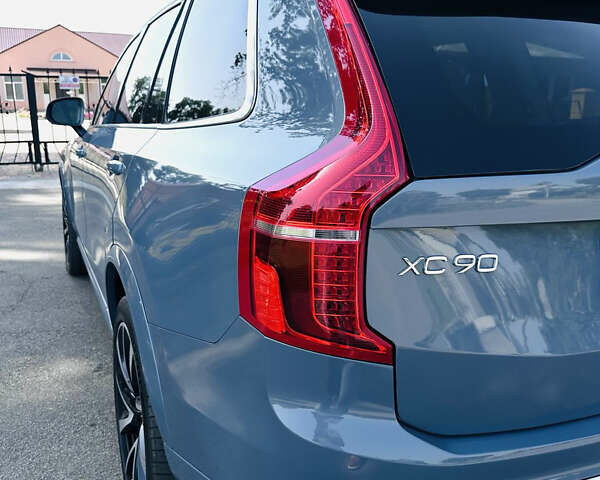 Серый Вольво ХС90, объемом двигателя 1.97 л и пробегом 184 тыс. км за 32999 $, фото 8 на Automoto.ua