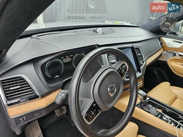 Серый Вольво ХС90, объемом двигателя 1.97 л и пробегом 100 тыс. км за 37500 $, фото 29 на Automoto.ua