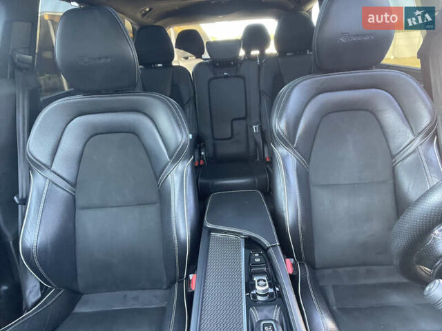 Серый Вольво ХС90, объемом двигателя 2 л и пробегом 82 тыс. км за 28900 $, фото 16 на Automoto.ua