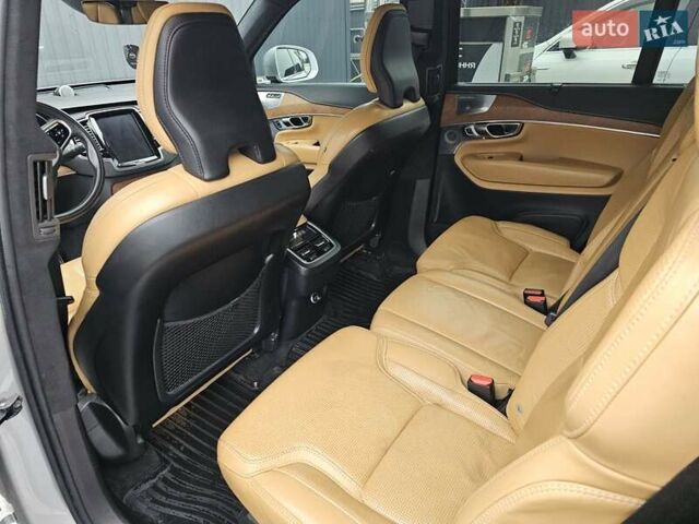 Серый Вольво ХС90, объемом двигателя 1.97 л и пробегом 100 тыс. км за 37500 $, фото 32 на Automoto.ua