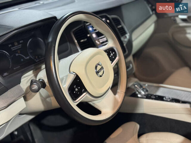 Серый Вольво ХС90, объемом двигателя 2 л и пробегом 93 тыс. км за 49999 $, фото 19 на Automoto.ua