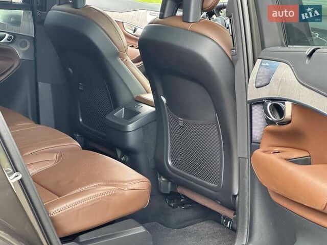 Вольво ХС90 2019 в Киеве на Automoto.ua Серый Вольво ХС90, объемом двигателя 1.97 л и пробегом 55 тыс. км за 50802 $, фото 20 на Automoto.ua