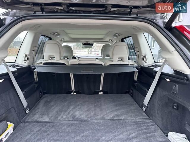 Вольво ХС90 2019 в Львове на Automoto.ua Серый Вольво ХС90, объемом двигателя 2 л и пробегом 146 тыс. км за 48486 $, фото 20 на Automoto.ua
