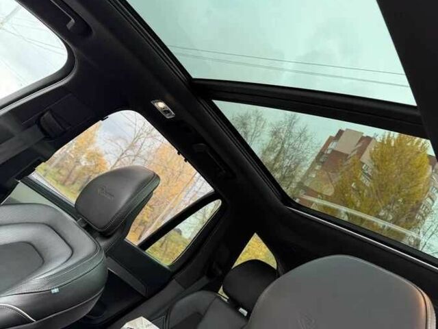 Серый Вольво ХС90, объемом двигателя 2 л и пробегом 98 тыс. км за 32750 $, фото 4 на Automoto.ua