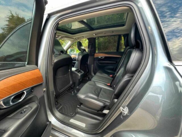 Сірий Вольво ХС90, об'ємом двигуна 2 л та пробігом 41 тис. км за 7500 $, фото 14 на Automoto.ua