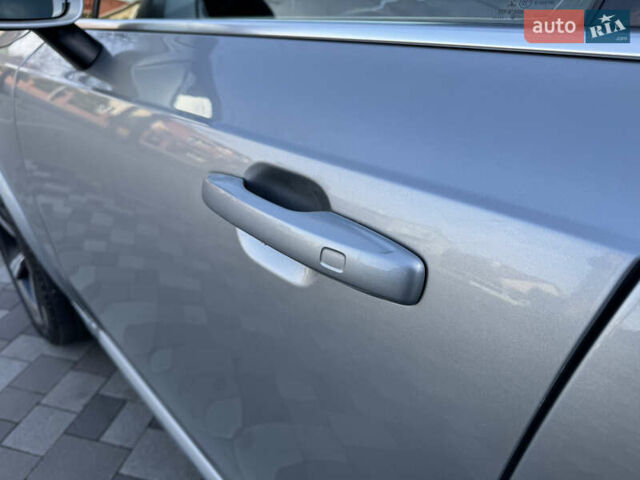 Серый Вольво ХС90, объемом двигателя 2 л и пробегом 82 тыс. км за 28999 $, фото 22 на Automoto.ua