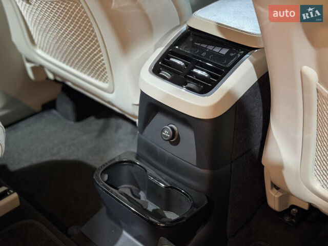 Серый Вольво ХС90, объемом двигателя 2 л и пробегом 93 тыс. км за 49999 $, фото 35 на Automoto.ua