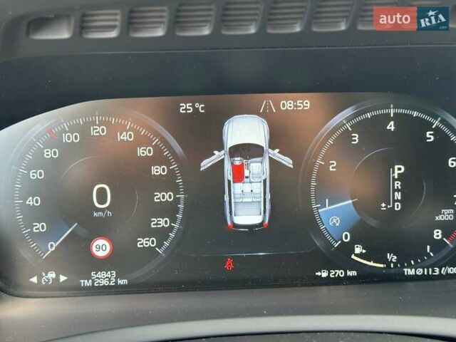 Вольво ХС90 2019 в Киеве на Automoto.ua Серый Вольво ХС90, объемом двигателя 1.97 л и пробегом 55 тыс. км за 50802 $, фото 12 на Automoto.ua