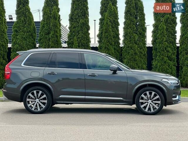 Вольво ХС90 2019 в Киеве на Automoto.ua Серый Вольво ХС90, объемом двигателя 1.97 л и пробегом 55 тыс. км за 50802 $, фото 8 на Automoto.ua