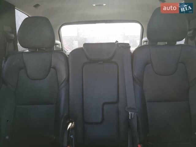 Серый Вольво ХС90, объемом двигателя 1.97 л и пробегом 60 тыс. км за 8000 $, фото 9 на Automoto.ua