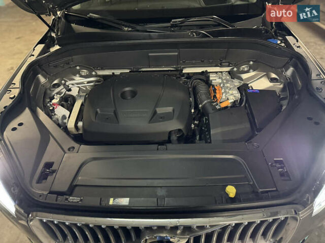 Серый Вольво ХС90, объемом двигателя 2 л и пробегом 93 тыс. км за 49999 $, фото 61 на Automoto.ua