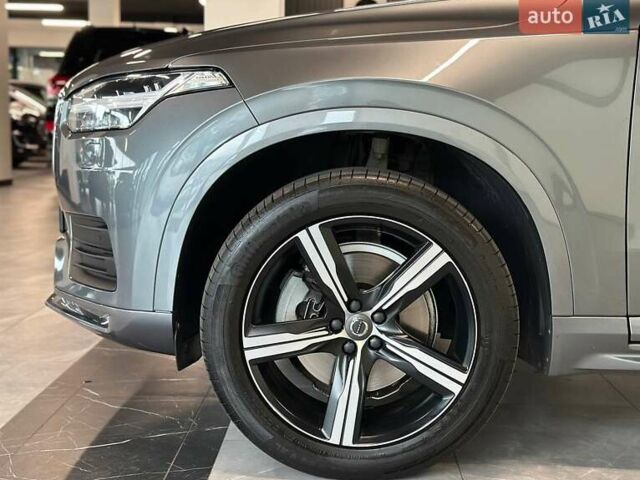 Вольво ХС90 2019 в Львове на Automoto.ua Серый Вольво ХС90, объемом двигателя 1.97 л и пробегом 117 тыс. км за 36900 $, фото 5 на Automoto.ua