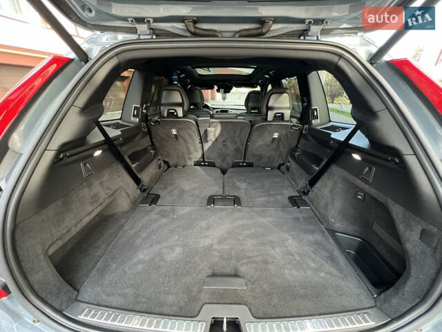 Серый Вольво ХС90, объемом двигателя 2 л и пробегом 143 тыс. км за 40400 $, фото 85 на Automoto.ua