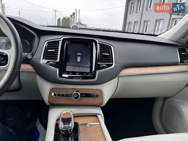 Вольво ХС90 2019 в Львове на Automoto.ua Серый Вольво ХС90, объемом двигателя 2 л и пробегом 146 тыс. км за 48486 $, фото 41 на Automoto.ua