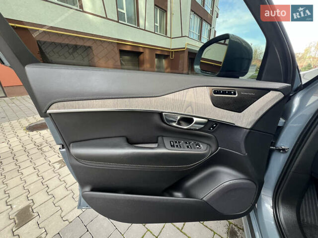 Серый Вольво ХС90, объемом двигателя 2 л и пробегом 143 тыс. км за 40400 $, фото 51 на Automoto.ua