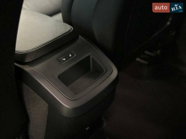 Вольво ХС90 2019 в Львове на Automoto.ua Серый Вольво ХС90, объемом двигателя 1.97 л и пробегом 117 тыс. км за 36900 $, фото 31 на Automoto.ua