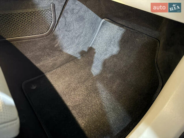 Серый Вольво ХС90, объемом двигателя 2 л и пробегом 93 тыс. км за 49999 $, фото 16 на Automoto.ua