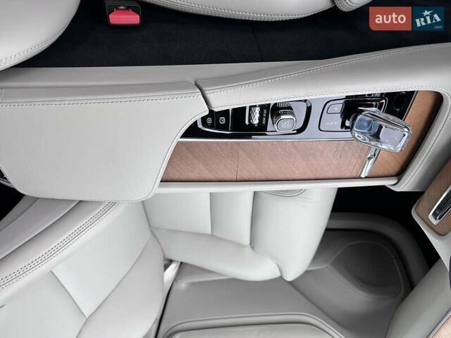 Вольво ХС90 2019 в Львове на Automoto.ua Серый Вольво ХС90, объемом двигателя 2 л и пробегом 146 тыс. км за 48486 $, фото 68 на Automoto.ua