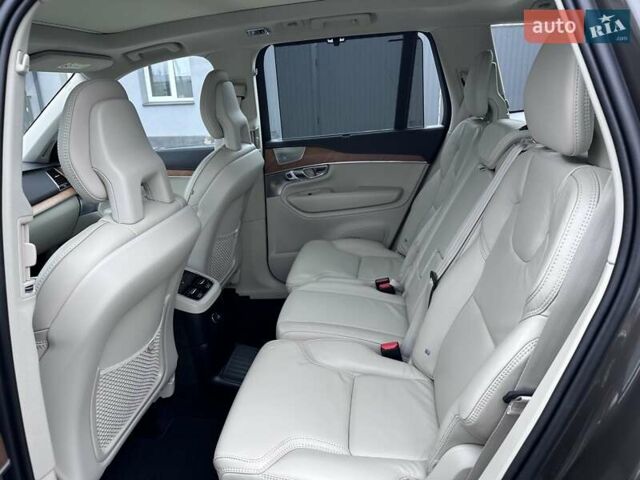 Вольво ХС90 2019 в Львове на Automoto.ua Серый Вольво ХС90, объемом двигателя 2 л и пробегом 146 тыс. км за 48486 $, фото 23 на Automoto.ua