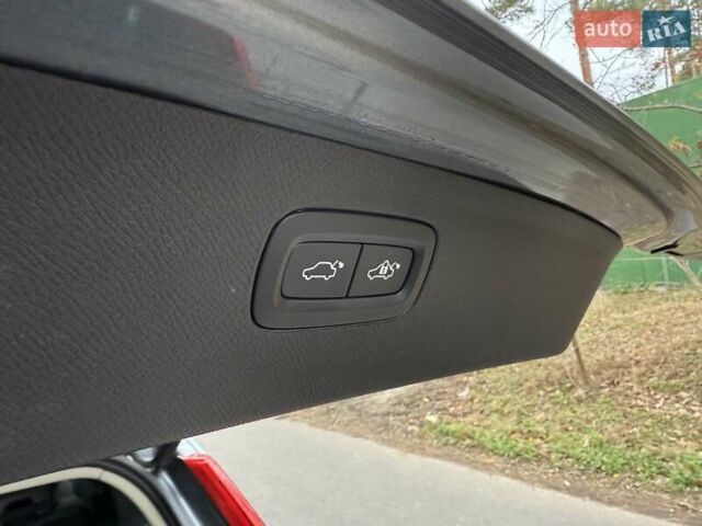 Сірий Вольво ХС90, об'ємом двигуна 1.97 л та пробігом 56 тис. км за 44500 $, фото 28 на Automoto.ua