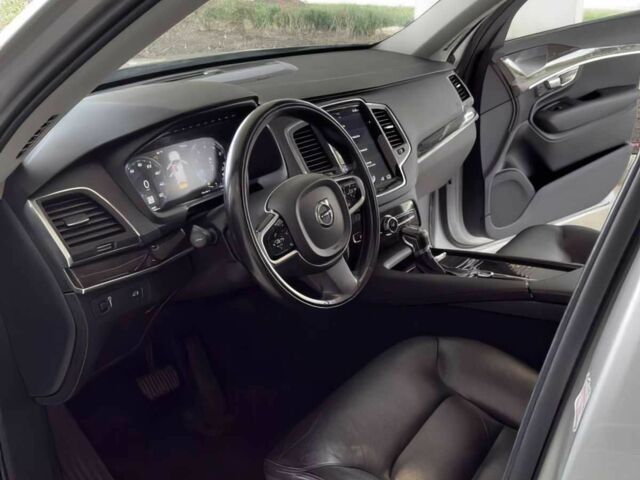 Сірий Вольво ХС90, об'ємом двигуна 2 л та пробігом 43 тис. км за 19500 $, фото 11 на Automoto.ua