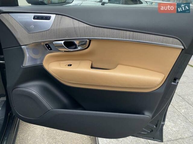 Сірий Вольво ХС90, об'ємом двигуна 1.97 л та пробігом 186 тис. км за 37500 $, фото 15 на Automoto.ua