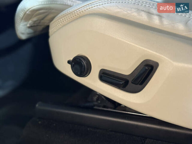 Серый Вольво ХС90, объемом двигателя 2 л и пробегом 93 тыс. км за 49999 $, фото 27 на Automoto.ua