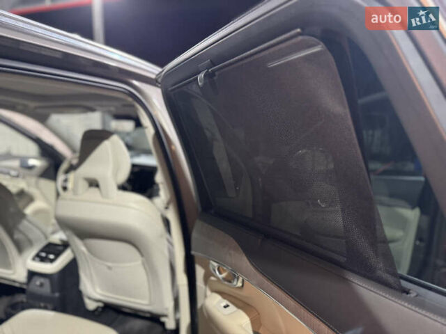 Серый Вольво ХС90, объемом двигателя 2 л и пробегом 93 тыс. км за 49999 $, фото 45 на Automoto.ua