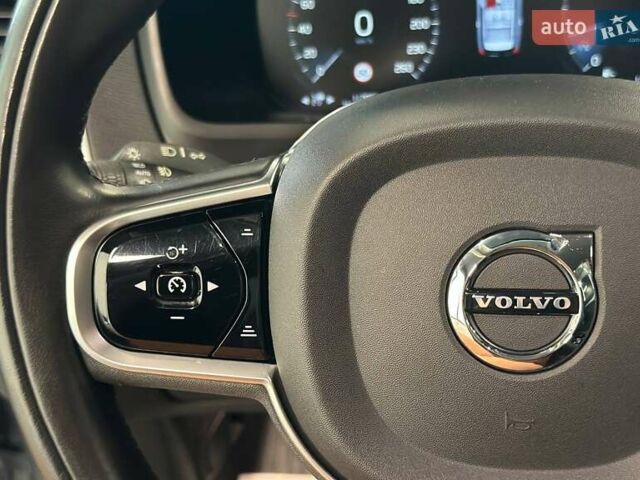 Вольво ХС90 2019 в Львове на Automoto.ua Серый Вольво ХС90, объемом двигателя 1.97 л и пробегом 117 тыс. км за 36900 $, фото 18 на Automoto.ua
