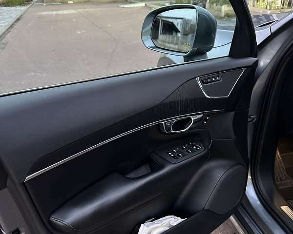 Сірий Вольво ХС90, об'ємом двигуна 1.97 л та пробігом 149 тис. км за 29800 $, фото 21 на Automoto.ua